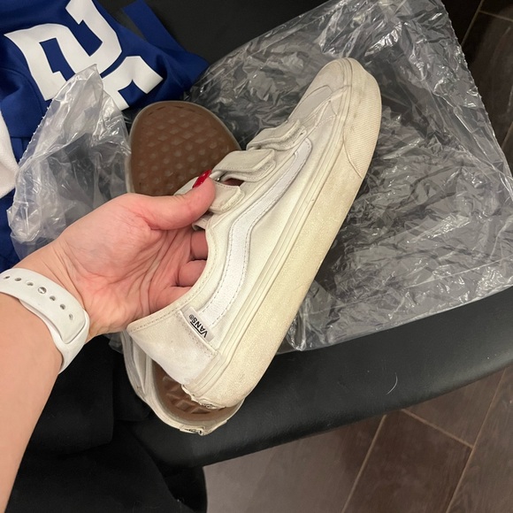 White Velcro vans - Picture 3 of 4